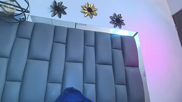 Snapshot of kissme_luna chatting on January 9, 2026, 7:04 pm kissme luna online show from January 9, 2026, 7:04 pm