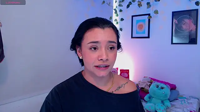 MarilynWhite  online show from October 13, 2025, 7:47 pm