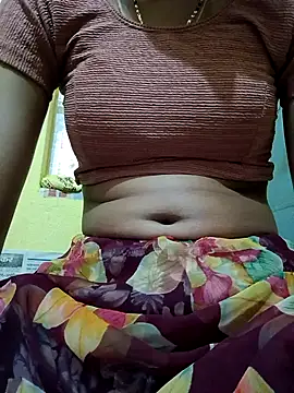 Snapshot of Aasha_devi05 chatting on September 24, 2025, 9:45 am Aasha devi05 online show from September 24, 2025, 9:45 am