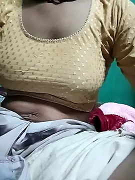 Snapshot of Aasha_devi05 chatting on October 6, 2025, 5:10 pm Aasha devi05 online show from October 6, 2025, 5:10 pm