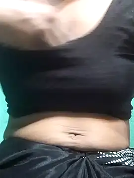 Snapshot of Aasha_devi05 chatting on October 7, 2025, 8:22 am Aasha devi05 online show from October 7, 2025, 8:22 am