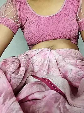 Snapshot of Aasha_devi05 chatting on October 18, 2025, 3:24 pm Aasha devi05 online show from October 18, 2025, 3:24 pm