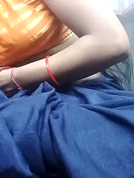 Snapshot of Aasha_devi05 chatting on November 24, 2025, 4:40 pm Aasha devi05 online show from November 24, 2025, 4:40 pm