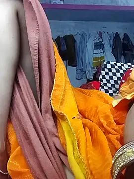 Snapshot of Aasha_devi05 chatting on December 4, 2025, 5:21 pm Aasha devi05 online show from December 4, 2025, 5:21 pm