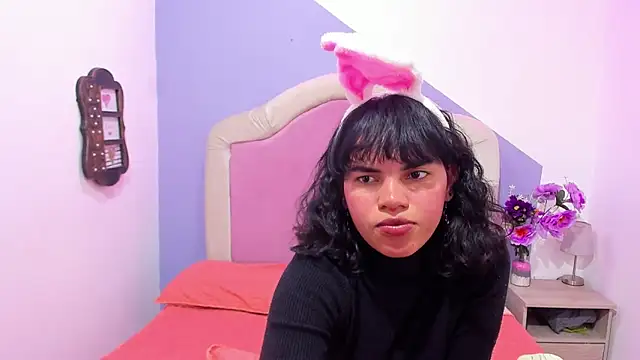 Snapshot of Angelina_rossy chatting on October 14, 2025, 4:24 am Angelina rossy online show from October 14, 2025, 4:24 am