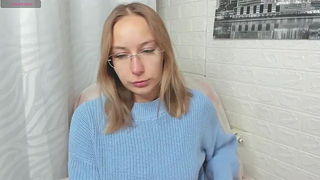 Snapshot of dina_sunshine chatting on February 27, 2026, 12:32 am dina sunshine online show from February 27, 2026, 12:32 am