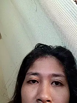Snapshot of Sweet_Asian25 chatting on January 16, 2026, 12:47 am Sweet Asian25 online show from January 16, 2026, 12:47 am