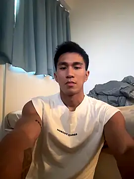 Snapshot of gooodboiii chatting on September 24, 2025, 8:17 am gooodboiii online show from September 24, 2025, 8:17 am