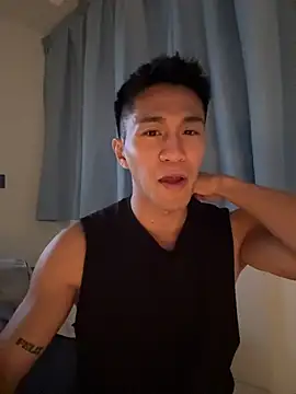 Snapshot of gooodboiii chatting on December 20, 2025, 2:46 pm gooodboiii online show from December 20, 2025, 2:46 pm