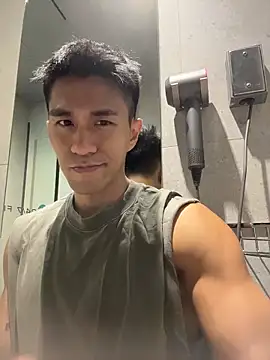 Snapshot of gooodboiii chatting on March 5, 2026, 2:46 pm gooodboiii online show from March 5, 2026, 2:46 pm