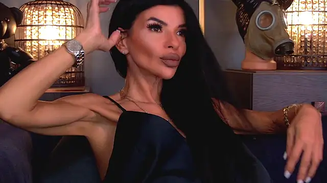 EleniaDevons online show from July 8, 2026, 10:31 am