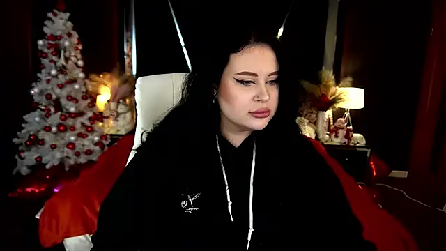 Snapshot of SerahMirabeli chatting on December 21, 2025, 11:23 pm SerahMirabeli online show from December 21, 2025, 11:23 pm