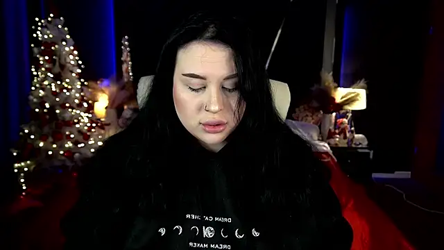 Snapshot of SerahMirabeli chatting on January 11, 2026, 8:03 pm SerahMirabeli online show from January 11, 2026, 8:03 pm