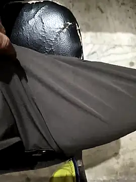 Snapshot of theindianjason chatting on November 21, 2025, 3:22 pm theindianjason online show from November 21, 2025, 3:22 pm