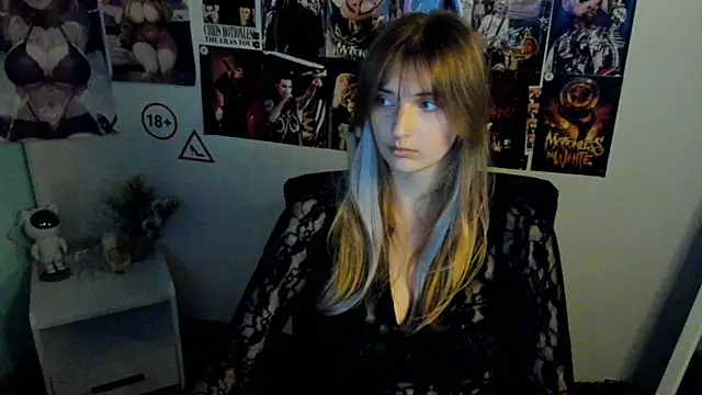 Snapshot of NeyliDream chatting on October 16, 2025, 12:17 pm NeyliDream online show from October 16, 2025, 12:17 pm