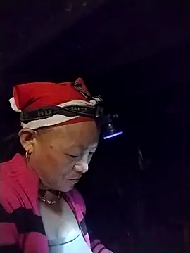 Samdim23 online show from October 30, 2025, 9:15 pm