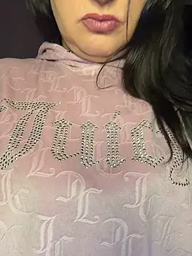 shortywidaphatty online show from February 20, 2026, 11:54 am