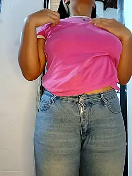 girlpee online show from November 24, 2025, 6:18 pm