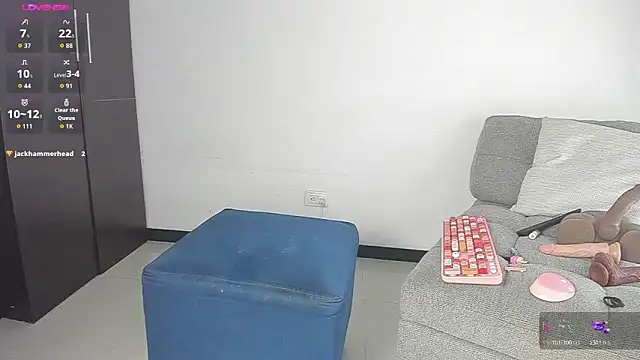 Snapshot of AvaFerrera chatting on February 23, 2026, 9:23 pm AvaFerrera online show from February 23, 2026, 9:23 pm