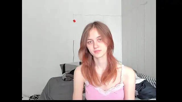 Snapshot of dreamy_pollyyy chatting on March 23, 2026, 8:51 am dreamy pollyyy online show from March 23, 2026, 8:51 am