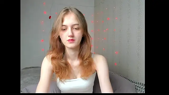 Snapshot of dreamy_pollyyy chatting on May 16, 2026, 7:34 pm dreamy pollyyy online show from May 16, 2026, 7:34 pm