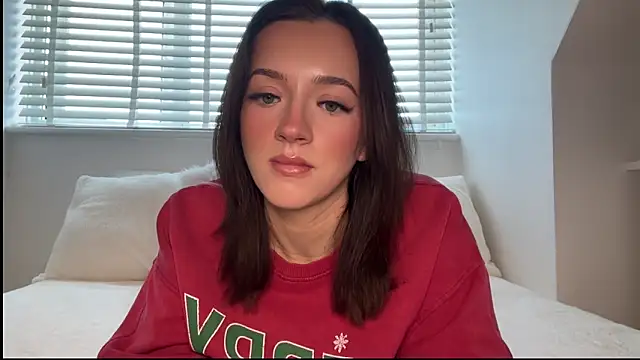 Snapshot of misstressmiaa chatting on December 19, 2025, 2:13 pm misstressmiaa online show from December 19, 2025, 2:13 pm