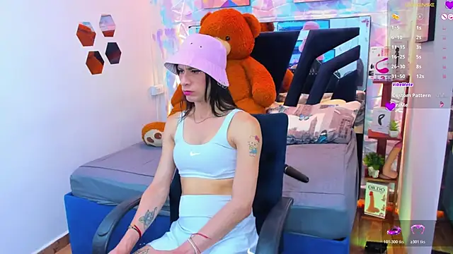 Snapshot of Charlotte_Landry__ chatting on February 22, 2026, 4:27 pm Charlotte Landry online show from February 22, 2026, 4:27 pm