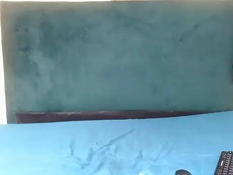 Snapshot of Freaky-Nicky18 chatting on November 18, 2025, 12:20 pm Freaky-Nicky18 online show from November 18, 2025, 12:20 pm