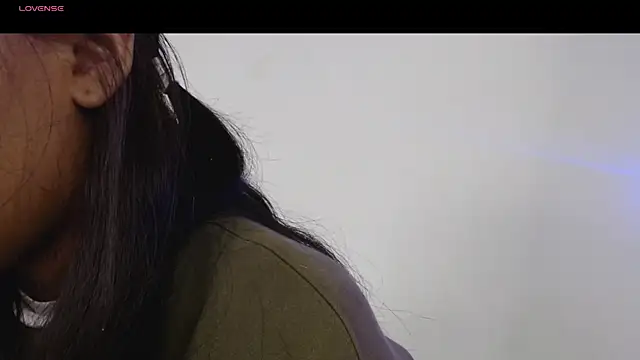 Deysha Garcias online show from October 24, 2025, 2:13 pm