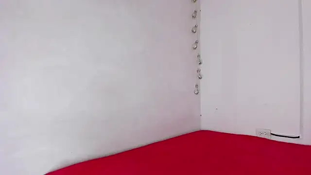 incogniitolove  online show from October 6, 2025, 9:12 pm