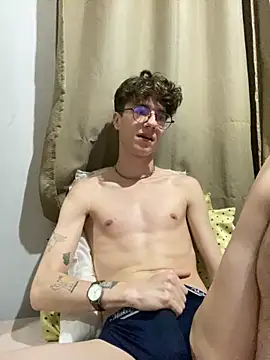 Snapshot of HeiRique chatting on October 23, 2025, 4:56 am HeiRique online show from October 23, 2025, 4:56 am