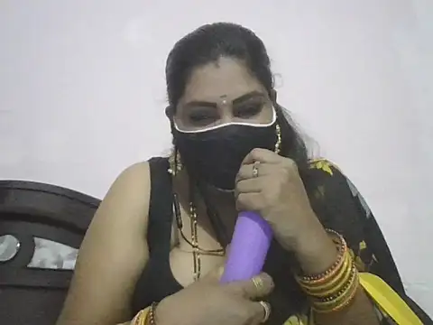 Snapshot of Nisha-telugu chatting on October 9, 2025, 6:06 pm Nisha-telugu online show from October 9, 2025, 6:06 pm