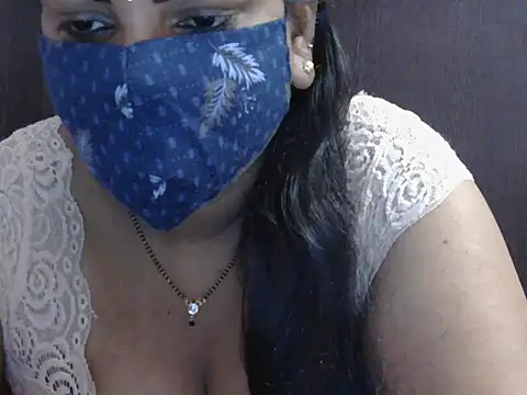 Snapshot of Nisha-telugu chatting on November 27, 2025, 9:39 pm Nisha-telugu online show from November 27, 2025, 9:39 pm