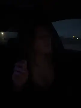 Snapshot of AllesandraLove chatting on February 11, 2026, 12:10 pm AllesandraLove online show from February 11, 2026, 12:10 pm