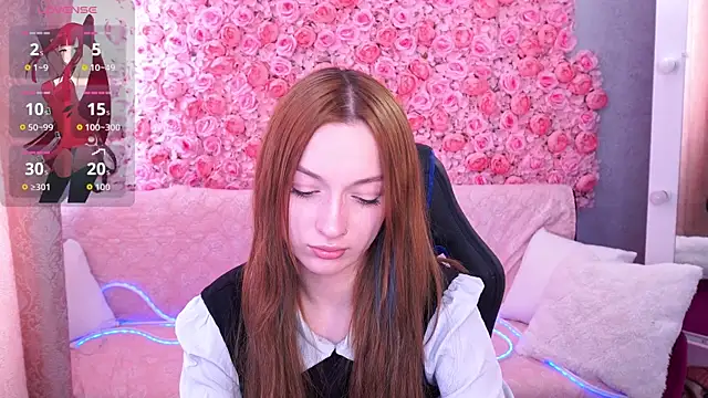 Snapshot of FoxyMayy chatting on May 4, 2026, 12:56 pm FoxyMayy online show from May 4, 2026, 12:56 pm