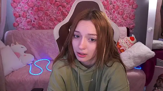 Snapshot of FoxyMayy chatting on May 26, 2026, 6:31 am FoxyMayy online show from May 26, 2026, 6:31 am
