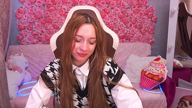 Snapshot of FoxyMayy chatting on May 30, 2026, 4:20 am FoxyMayy online show from May 30, 2026, 4:20 am