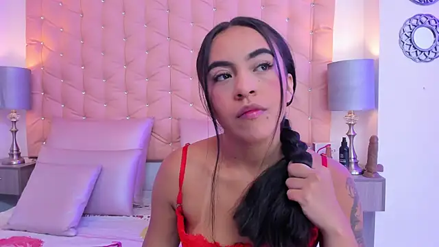 Snapshot of Leslie_Bussh_ chatting on March 26, 2026, 12:11 pm Leslie Bussh online show from March 26, 2026, 12:11 pm