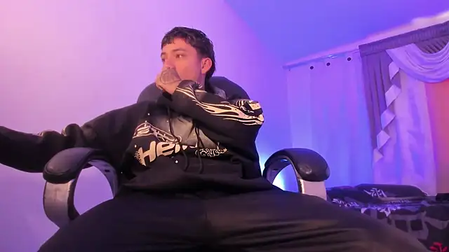 weesley boy online show from January 14, 2026, 1:17 pm