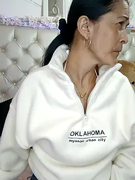 Snapshot of ZARAY_1118 chatting on February 9, 2026, 5:00 am ZARAY 1118 online show from February 9, 2026, 5:00 am