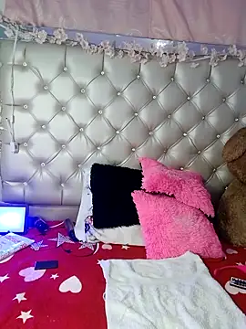 Snapshot of ZARAY_1118 chatting on March 1, 2026, 2:02 am ZARAY 1118 online show from March 1, 2026, 2:02 am