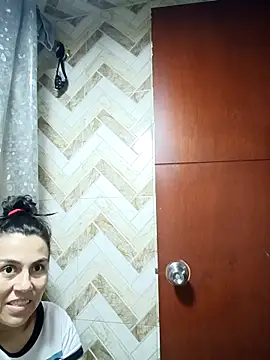 Snapshot of vanessa-titisM chatting on January 7, 2026, 2:25 am vanessa-titisM online show from January 7, 2026, 2:25 am