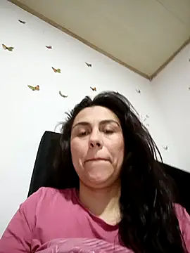 Snapshot of vanessa-titisM chatting on February 19, 2026, 3:57 am vanessa-titisM online show from February 19, 2026, 3:57 am