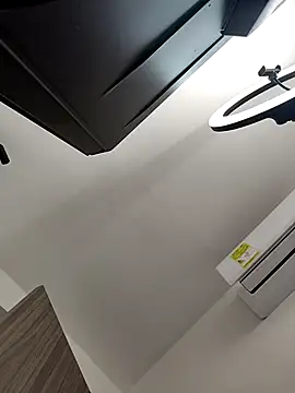 ArielBlossom    online show from October 11, 2025, 11:20 am