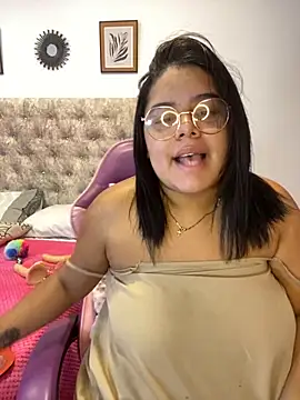 Anabelle 00  online show from September 19, 2025, 3:19 am