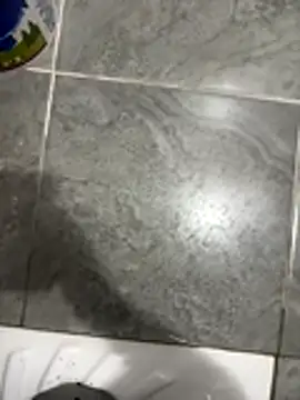 LAZ3R1 online show from November 20, 2025, 5:23 pm