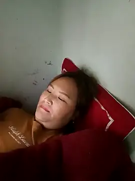 Snapshot of Tamara-a chatting on December 18, 2025, 2:06 am Tamara-a online show from December 18, 2025, 2:06 am