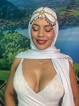  hafsa  online show from December 3, 2025, 3:32 pm