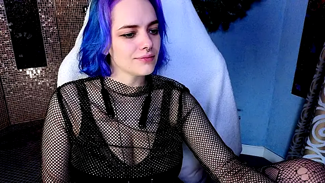 Snapshot of Eniferi chatting on January 13, 2026, 1:44 am Eniferi online show from January 13, 2026, 1:44 am