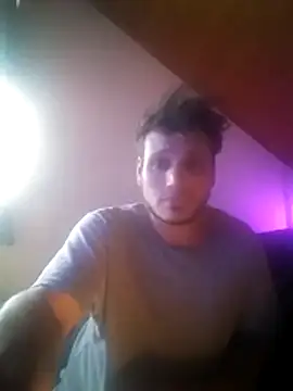 Snapshot of Whiteruntz@xh chatting on October 23, 2025, 12:48 pm Whiteruntzxh online show from October 23, 2025, 12:48 pm